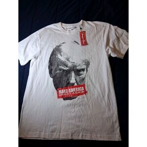 Headgear classics President Donald Trump T-Shirt Large New With Tag Maga‎